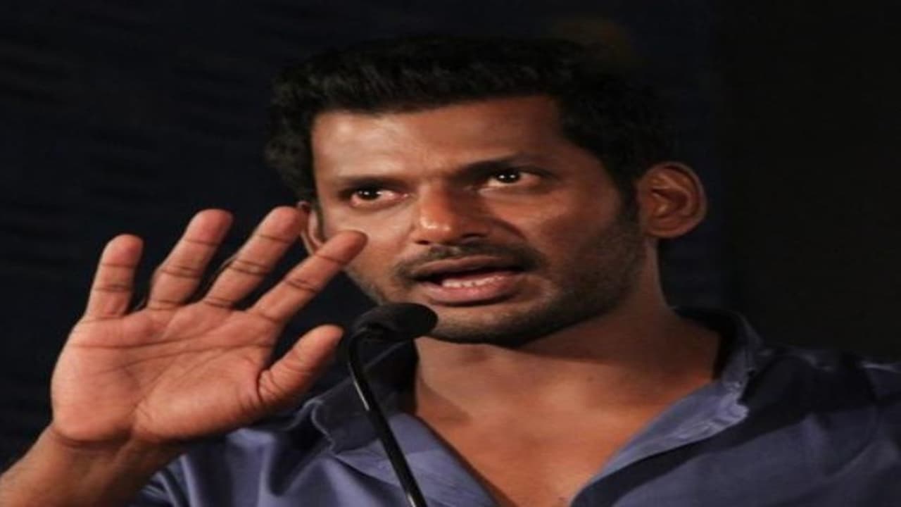 "அய்யோ.. என்னை விட்ருங்க... நான் சொல்லல" விஷால் ரெட்டி கதறல் "அய்யோ.. என்னை விட்ருங்க... நான் சொல்லல" விஷால் ரெட்டி கதறல்