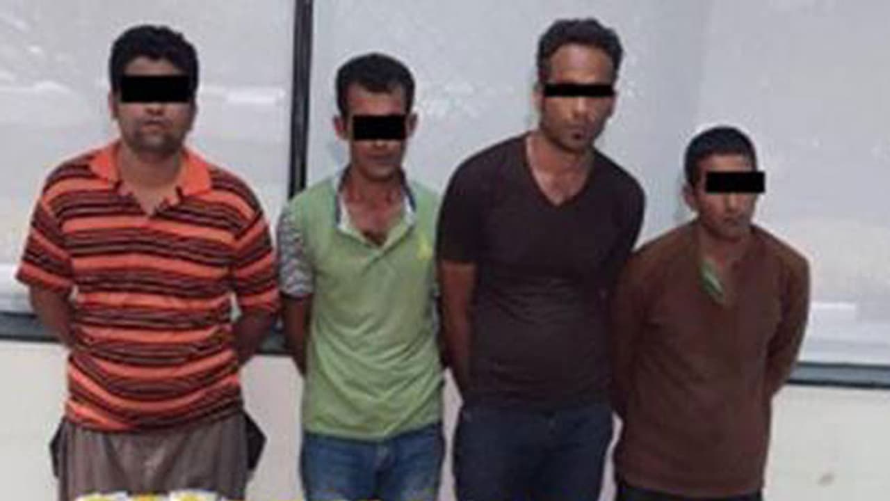 ദുബായില് ലഹരി മരുന്ന് വില്പ്പന നടത്തിയ നാല് വിദേശികള് പിടിയില് ദുബായില് ലഹരി മരുന്ന് വില്പ്പന നടത്തിയ നാല് വിദേശികള് പിടിയില്