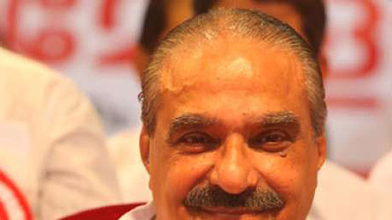 കേരള കോൺഗ്രസ് എംഎൽഎമാരും എംപി യും ഒരു മാസത്തെ ശമ്പളം സംഭാവന ചെയ്യും കേരള കോൺഗ്രസ് എംഎൽഎമാരും എംപി യും ഒരു മാസത്തെ ശമ്പളം സംഭാവന ചെയ്യും