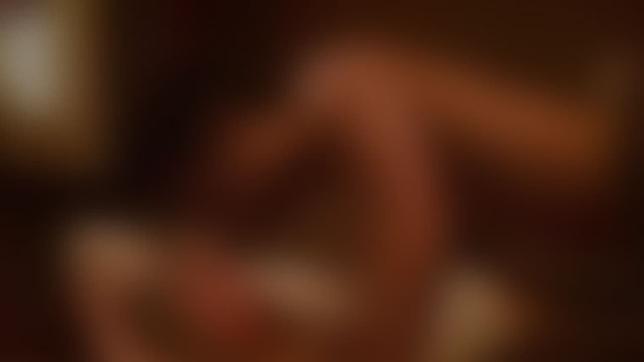 ఫ్రెండ్షిప్తో ఇంటికొస్తే...భార్య స్నేహితురాలిని తల్లిని చేశాడు ఫ్రెండ్షిప్తో ఇంటికొస్తే...భార్య స్నేహితురాలిని తల్లిని చేశాడు