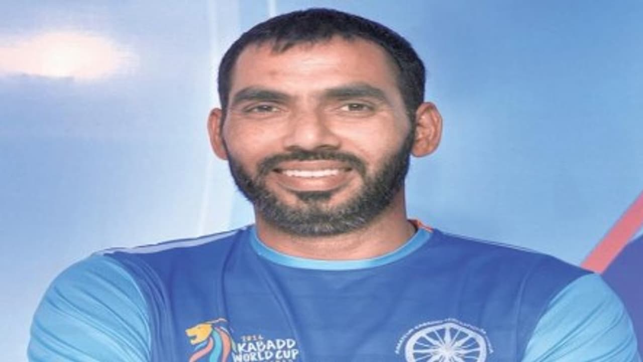 புரோ கபடி லீக்கில் சாம்பியன் கோப்பையை வெல்வதில் சமரசம் இல்லை அனுப் குமாரின் புரோ கபடி லீக்கில் சாம்பியன் கோப்பையை வெல்வதில் சமரசம் இல்லை அனுப் குமாரின்