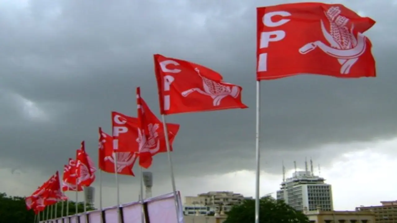 నేడే సీపీఐ తెలంగాణ రాష్ట్రసమితి కార్యదర్శి ఎన్నిక: పల్లా వెంకట్ రెడ్డి, కూనంనేని మధ్య తీవ్ర పోటీ నేడే సీపీఐ తెలంగాణ రాష్ట్రసమితి కార్యదర్శి ఎన్నిక: పల్లా వెంకట్ రెడ్డి, కూనంనేని మధ్య తీవ్ర పోటీ