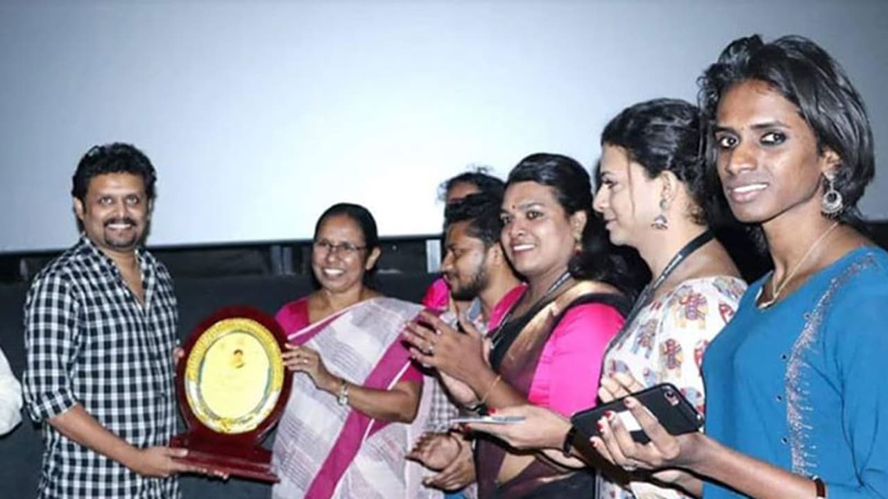 'ഞാന് മേരിക്കുട്ടി' ട്രാന്സ്ജെന്ററുകളെ അപഹസിക്കുന്നവര്ക്കുള്ള താക്കീത്: കെ.കെ. ഷൈലജ 'ഞാന് മേരിക്കുട്ടി' ട്രാന്സ്ജെന്ററുകളെ അപഹസിക്കുന്നവര്ക്കുള്ള താക്കീത്: കെ.കെ. ഷൈലജ