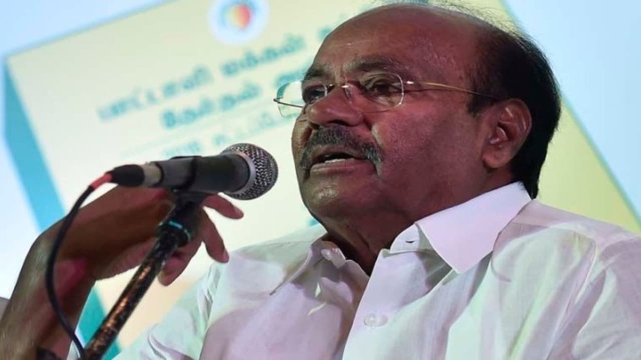 ஊழலையும், கொள்ளையையும் புகுத்தி இயற்கை வளங்களை அழிப்பதில் ஆளுங்கட்சிக்கு ஈடு இணை இல்லை! ராமதாஸ் ஊழலையும், கொள்ளையையும் புகுத்தி இயற்கை வளங்களை அழிப்பதில் ஆளுங்கட்சிக்கு ஈடு இணை இல்லை! ராமதாஸ்