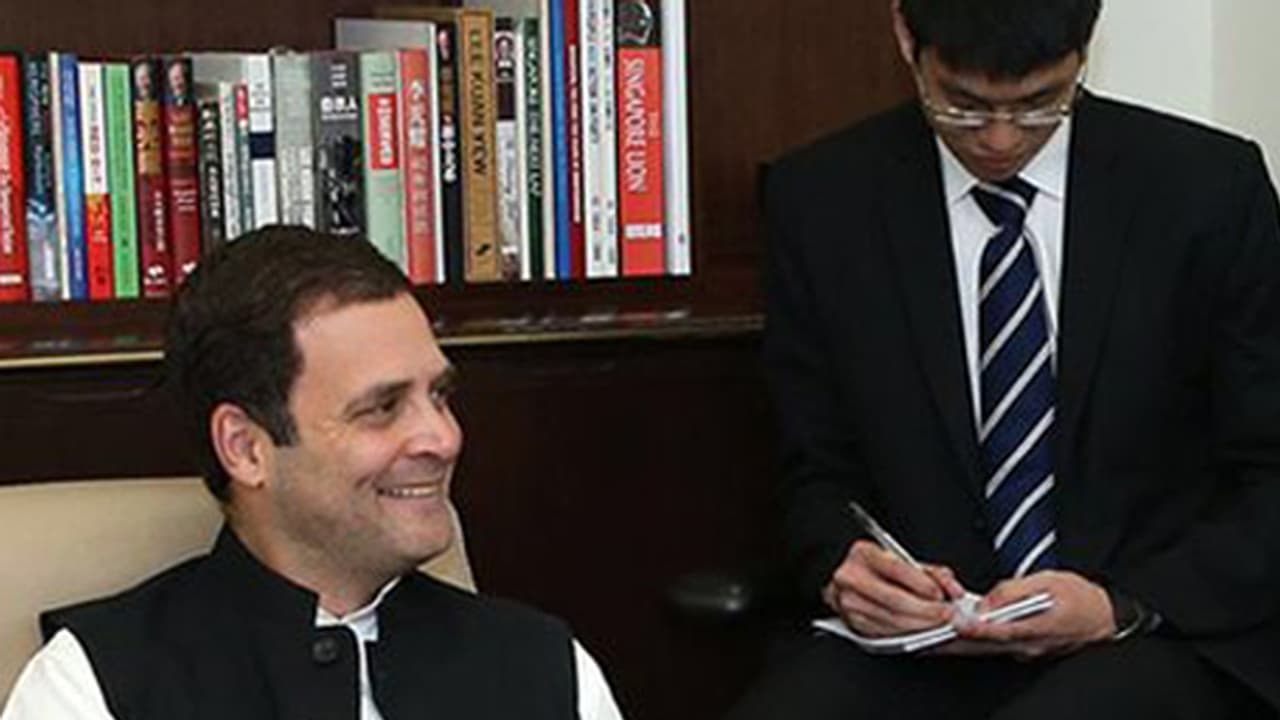 ರಾಹುಲ್ ಗಾಂಧಿಗೆ ಸ್ವಲ್ಪವೂ ತಾಂತ್ರಿಕ ಜ್ಞಾನವಿಲ್ಲ : ಬಿಜೆಪಿ ಮುಖಂಡರ ಟಾಂಗ್ ರಾಹುಲ್ ಗಾಂಧಿಗೆ ಸ್ವಲ್ಪವೂ ತಾಂತ್ರಿಕ ಜ್ಞಾನವಿಲ್ಲ : ಬಿಜೆಪಿ ಮುಖಂಡರ ಟಾಂಗ್