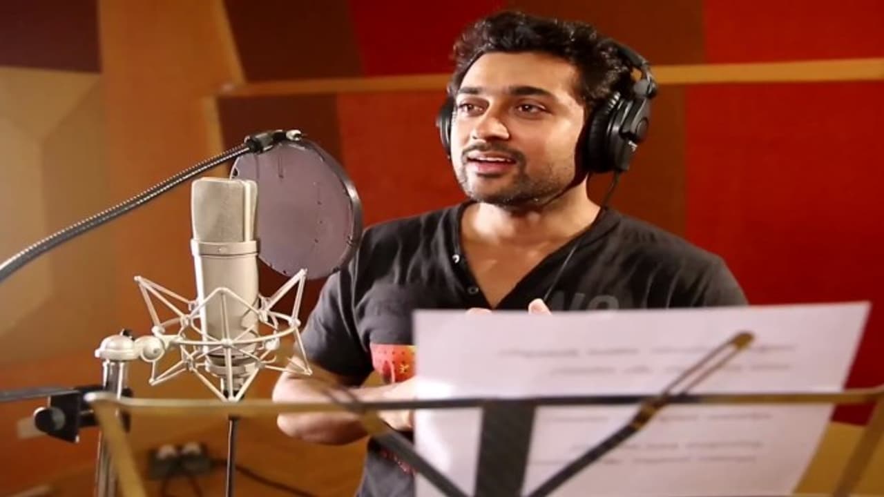 மனைவி படத்திற்காக பாடகராக மாறிய சூர்யா...!!! மனைவி படத்திற்காக பாடகராக மாறிய சூர்யா...!!!