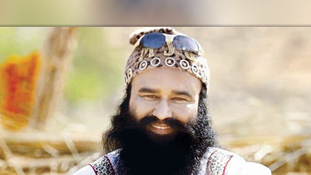 డేరా బాబా గుర్మీత్ కు 20 ఏళ్ల జైలు శిక్ష డేరా బాబా గుర్మీత్ కు 20 ఏళ్ల జైలు శిక్ష