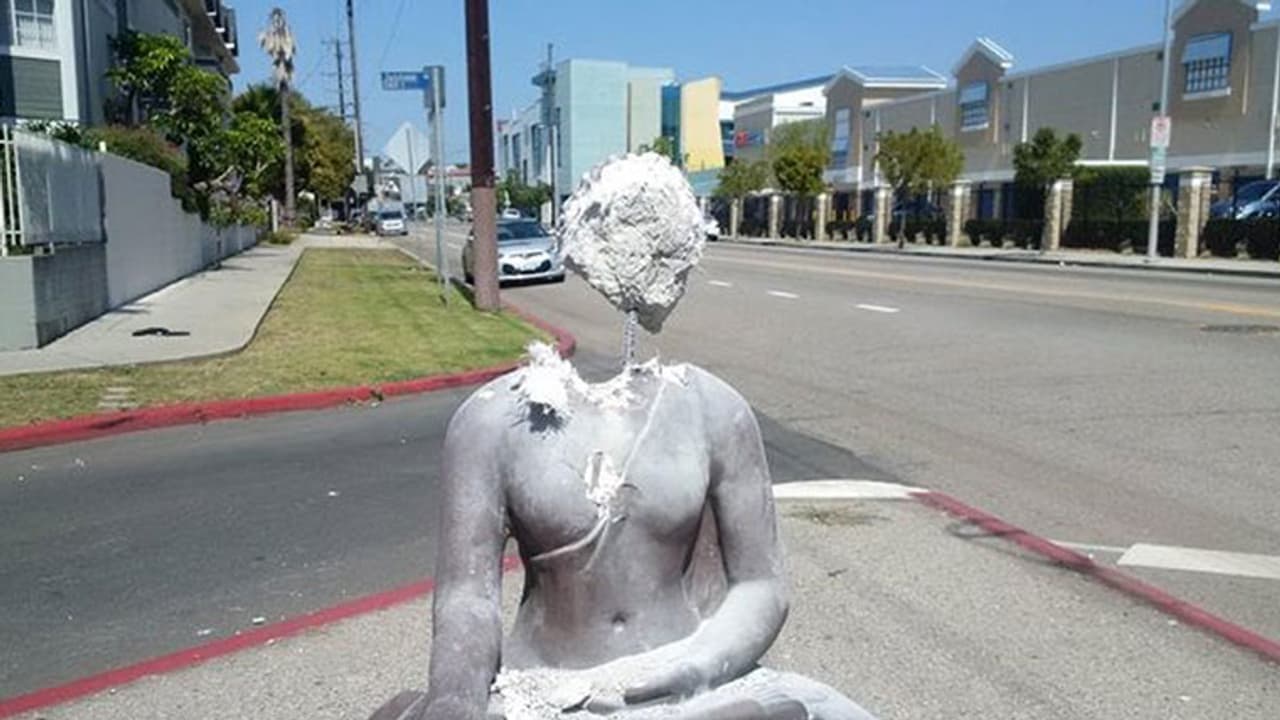 అమెరికాలో బుద్ధ విగ్రహం శిరచ్ఛేదం అమెరికాలో బుద్ధ విగ్రహం శిరచ్ఛేదం