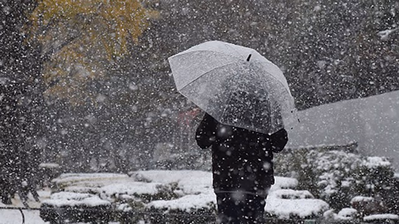 Experience of first snow is nothing less than love at first sight Experience of first snow is nothing less than love at first sight