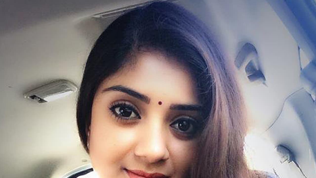 ಅನಿಕಾ ಆರೋಪಗಳೆಲ್ಲಾ ಸುಳ್ಳು ಎಂದ ಕಾರುಣ್ಯ ಅನಿಕಾ ಆರೋಪಗಳೆಲ್ಲಾ ಸುಳ್ಳು ಎಂದ ಕಾರುಣ್ಯ