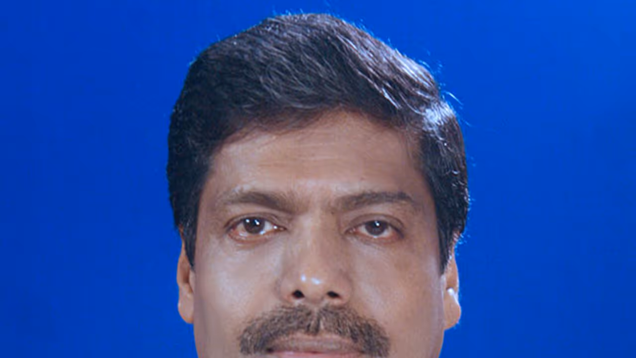 കെ മാധവന് ധനം ബിസിനസ് മാന് ഓഫ് ദ ഇയര് പുരസ്ക്കാരം കെ മാധവന് ധനം ബിസിനസ് മാന് ഓഫ് ദ ഇയര് പുരസ്ക്കാരം