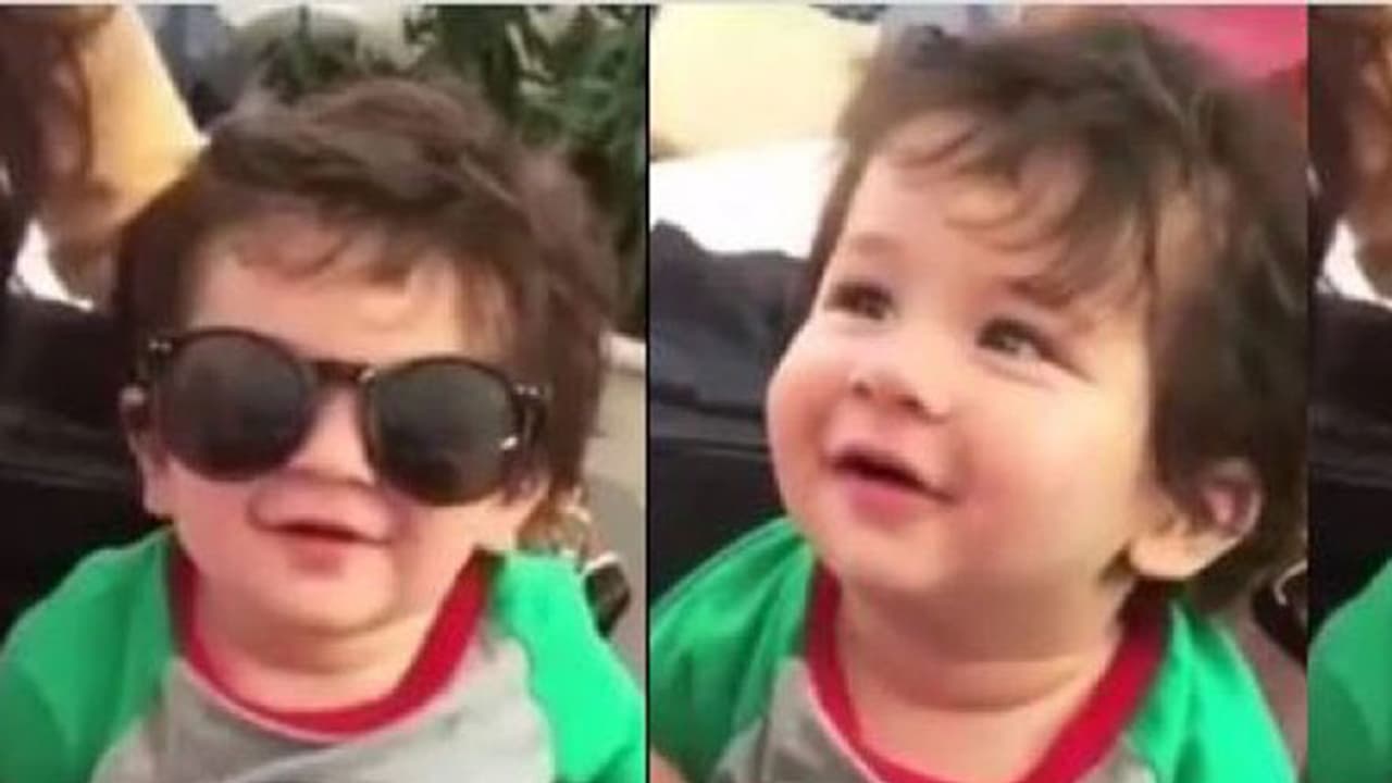 സോഷ്യല് മീഡിയയില് തരംഗമായി തൈമുര് അലിഖാന്റെ ക്യൂട്ട് വീഡിയോ സോഷ്യല് മീഡിയയില് തരംഗമായി തൈമുര് അലിഖാന്റെ ക്യൂട്ട് വീഡിയോ