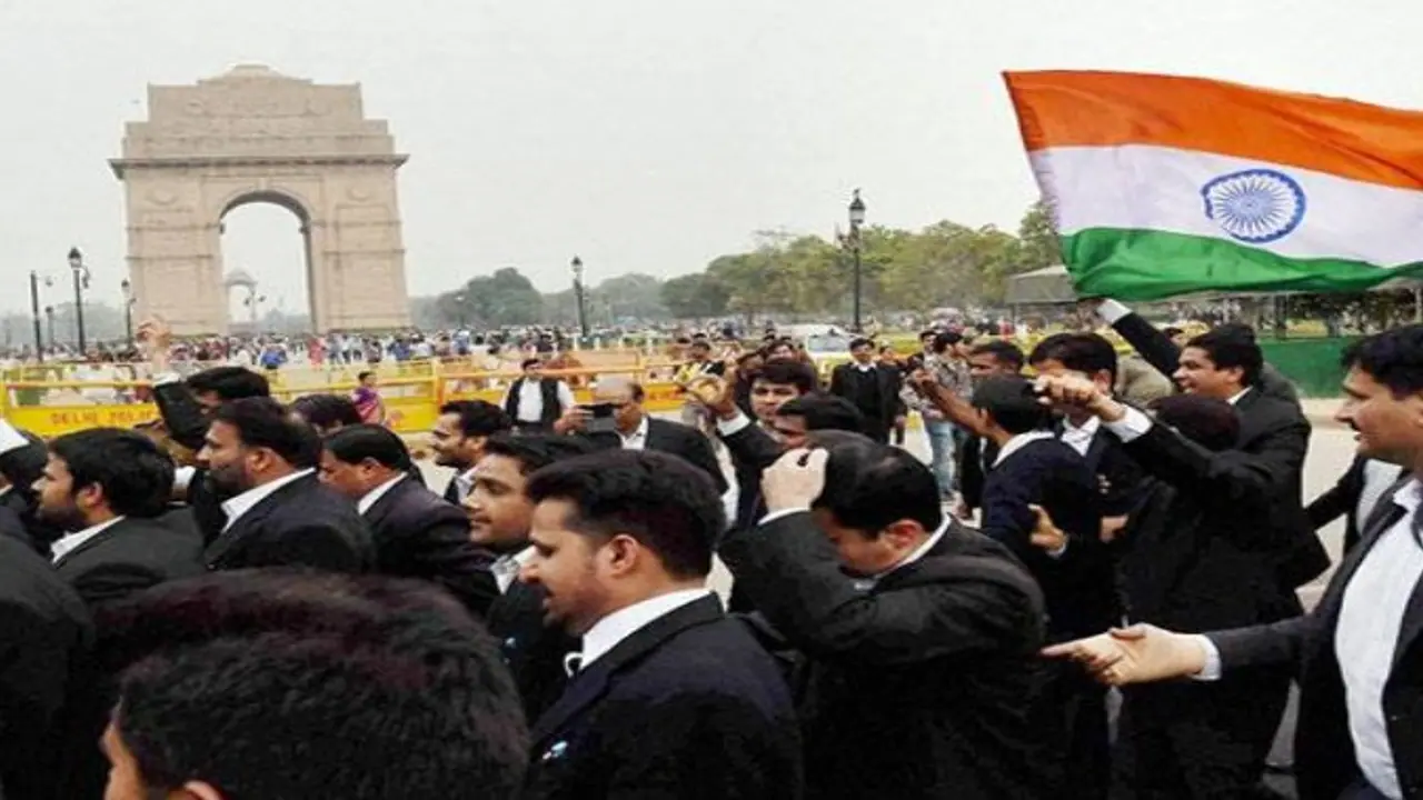 ವಕೀಲರು ಸೇವಾ ತೆರಿಗೆ ಕಟ್ಟಬೇಕಿಲ್ಲ: ಸರ್ಕಾರ ವಕೀಲರು ಸೇವಾ ತೆರಿಗೆ ಕಟ್ಟಬೇಕಿಲ್ಲ: ಸರ್ಕಾರ