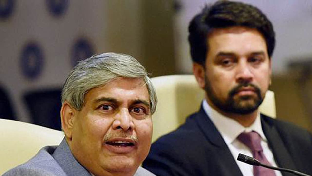 ಮುಂದುವರೆದ ಬಿಸಿಸಿಐ, ಲೋಧಾ ಸಮಿತಿ ತಿಕ್ಕಾಟ ಮುಂದುವರೆದ ಬಿಸಿಸಿಐ, ಲೋಧಾ ಸಮಿತಿ ತಿಕ್ಕಾಟ