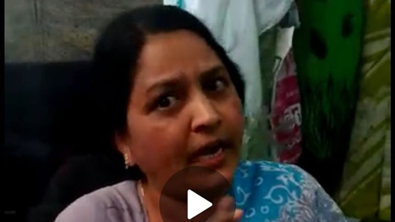 నా బిడ్డను యశోద హాస్పిటల్ పొట్టన పెట్టుకుంది (వీడియో) నా బిడ్డను యశోద హాస్పిటల్ పొట్టన పెట్టుకుంది (వీడియో)