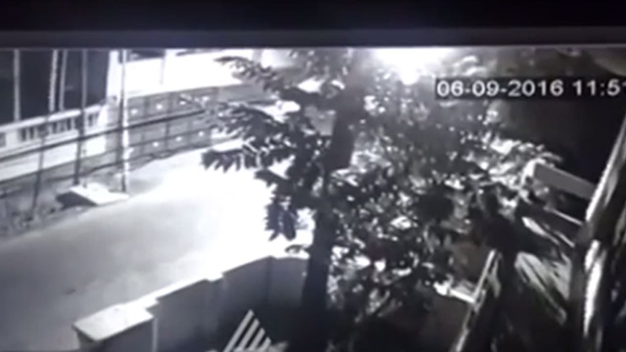 Crude bomb hurled at BJP state office in Kerala capital Crude bomb hurled at BJP state office in Kerala capital