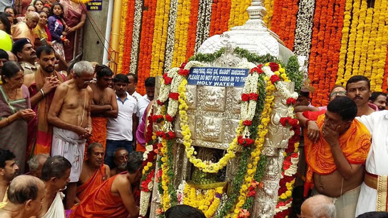 Talacauvery 'Theerthodbhava' attracts thousands Talacauvery 'Theerthodbhava' attracts thousands