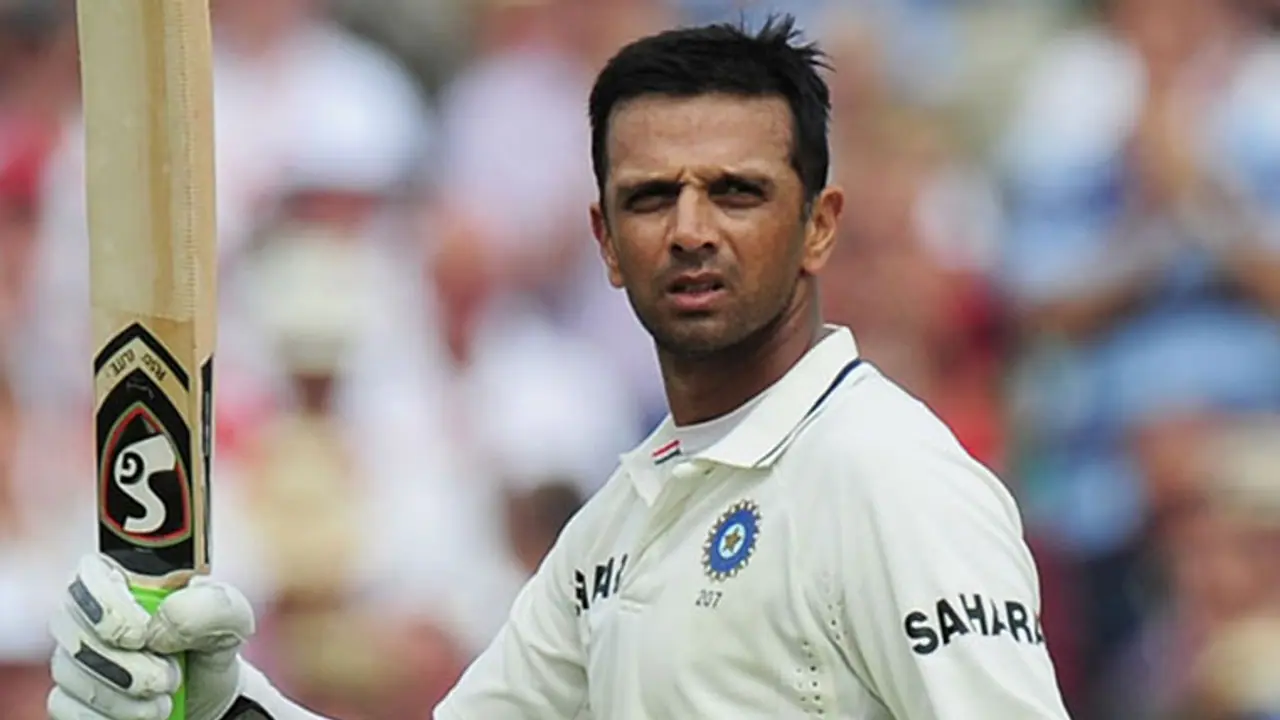 ಕೊನೆಗೂ ವಂಚಕರ ವಿರುದ್ಧ ದ್ರಾವಿಡ್ ದೂರು ಕೊನೆಗೂ ವಂಚಕರ ವಿರುದ್ಧ ದ್ರಾವಿಡ್ ದೂರು