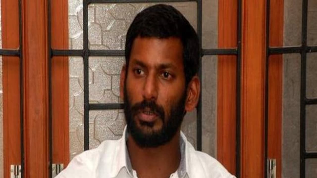 கேபிள் டிவி உரிமையாளர்களுக்கு முக்கிய அறிவிப்பு விடுத்த விஷால்: கேபிள் டிவி உரிமையாளர்களுக்கு முக்கிய அறிவிப்பு விடுத்த விஷால்: