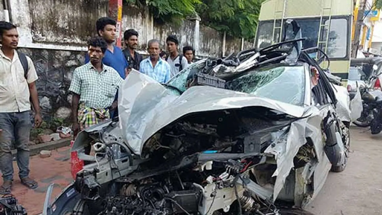 Kerala businessman's son killed in high speed car crash, police suspect street racing [Videos]