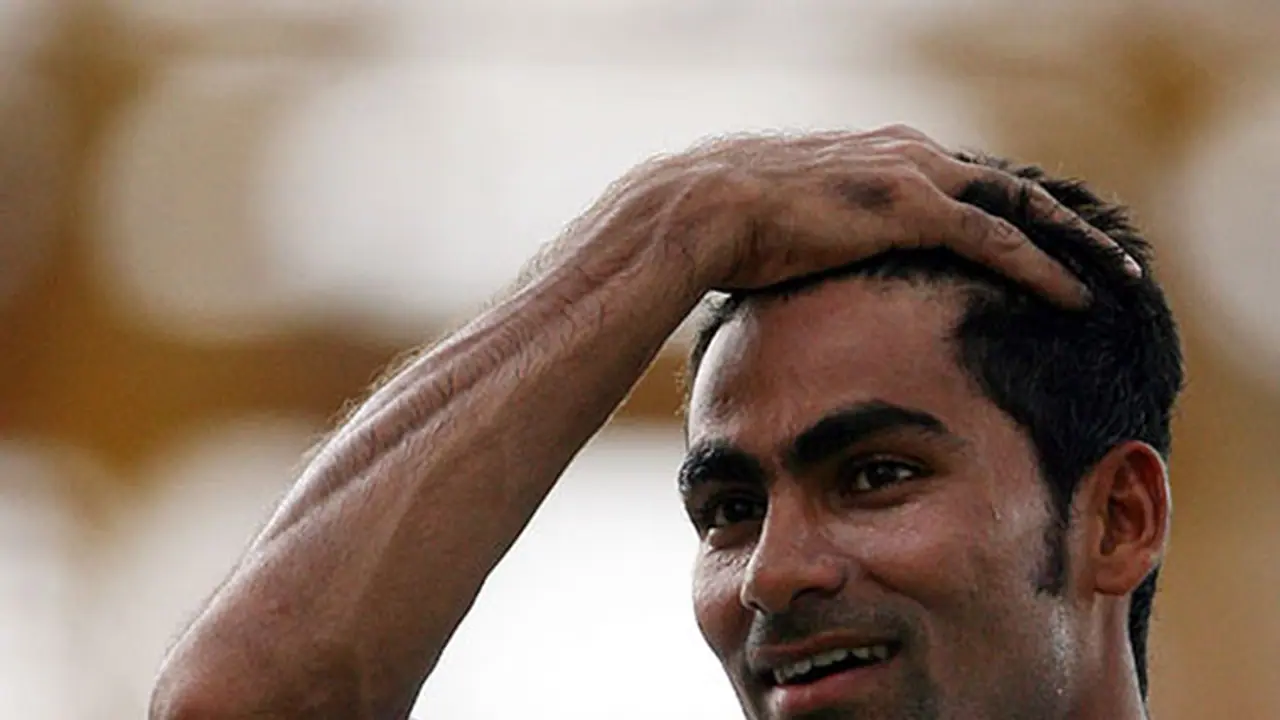 ಪಾಕ್ ಗುಣಗಾನ ಮಾಡಿದ ಕೈಫ್: ಟ್ವಿಟರಿಗರಿಂದ ಕ್ರಿಕೆಟಿಗನಿಗೆ ದೇಶಪ್ರೇಮದ ಪಾಠ