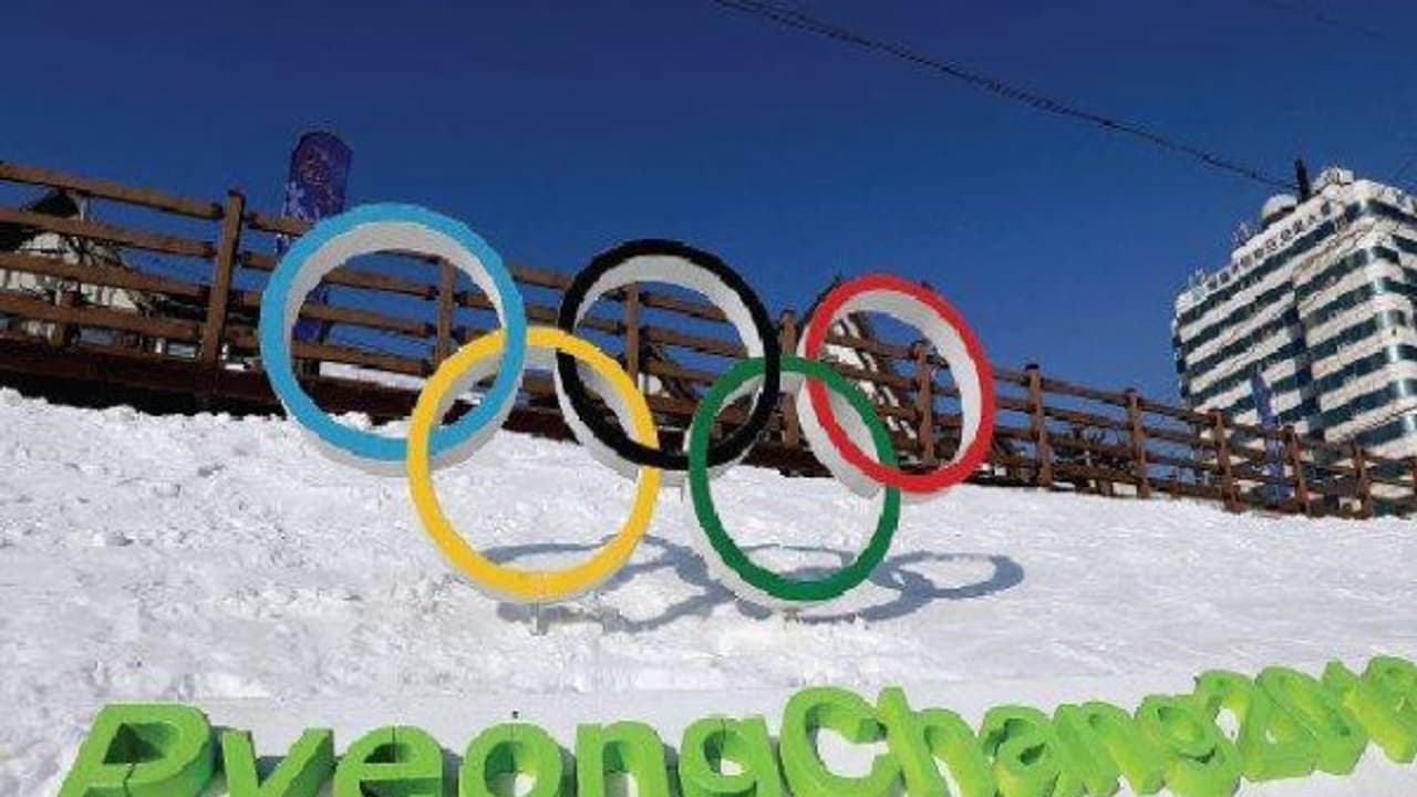 பியோங்சாங் குளிர்கால ஒலிம்பிக்: புதிய உலக சாதனையுடன் தங்கப் பதக்கம் வென்ற ஜெர்மனி ஜோடி... பியோங்சாங் குளிர்கால ஒலிம்பிக்: புதிய உலக சாதனையுடன் தங்கப் பதக்கம் வென்ற ஜெர்மனி ஜோடி...