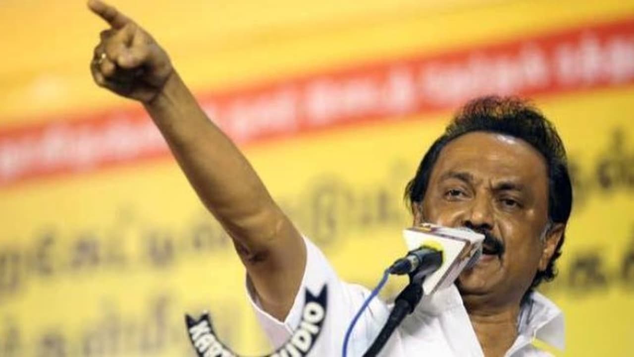 "அதிகார மீறல்களால் தமிழக அரசை முடக்க பாஜக திட்டம் போடுகிறது" ஸ்டாலின் குற்றச்சாட்டு "அதிகார மீறல்களால் தமிழக அரசை முடக்க பாஜக திட்டம் போடுகிறது" ஸ்டாலின் குற்றச்சாட்டு