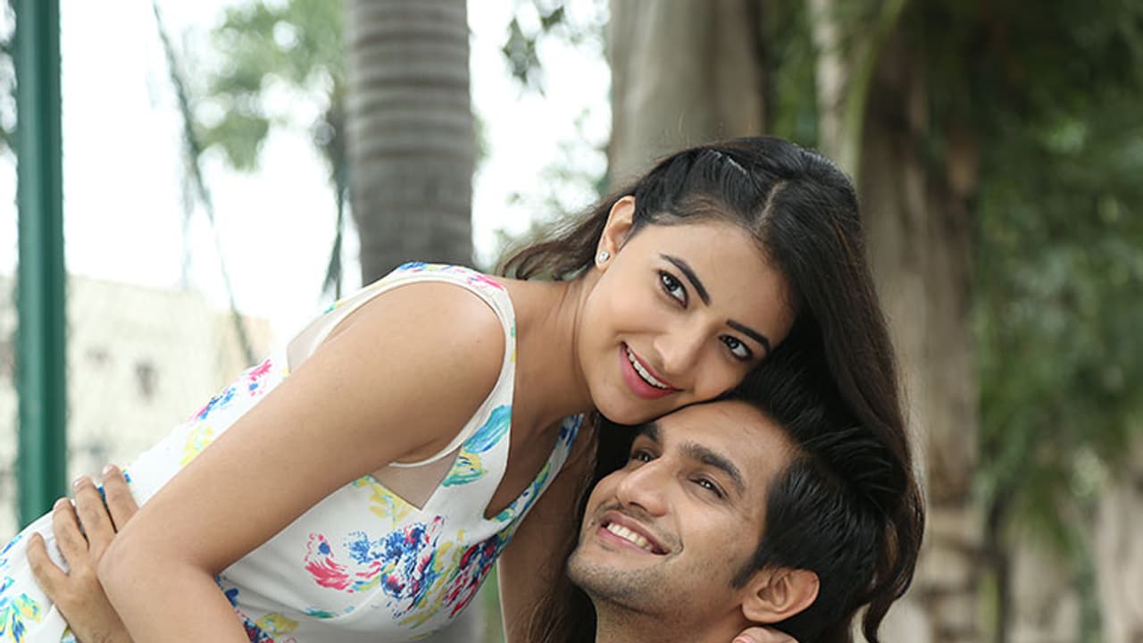 సెన్సార్ పూర్తి చేసుకొని మార్చి 10న విడుదలకు సిద్ధమవుతున్న "ఆకతాయి" సెన్సార్ పూర్తి చేసుకొని మార్చి 10న విడుదలకు సిద్ధమవుతున్న "ఆకతాయి"