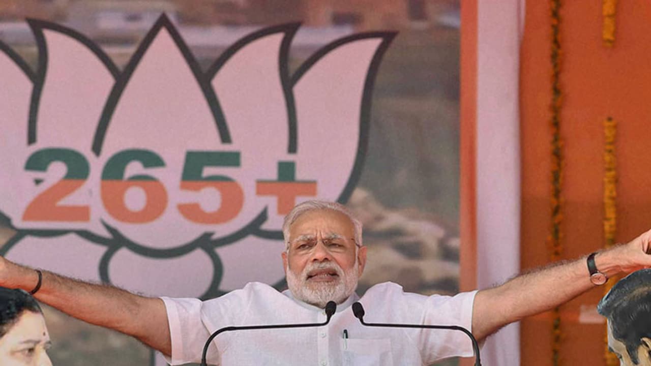 AIADMK Sasikala faction led by CM Palanisamy to meet Modi