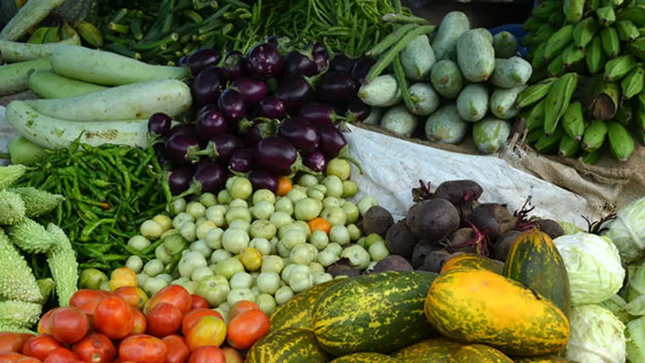 পটলের কারসাজি, যা আপনার ত্বকের বয়স কমিয়ে দেয়