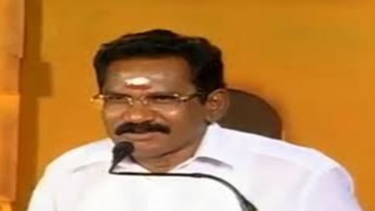 மத்திய அரசுக்கு பயமா ? எங்களுக்கா ? இல்லவே இல்லை என்கிறார் அமைச்சர் செல்லூர் ராஜு !!! மத்திய அரசுக்கு பயமா ? எங்களுக்கா ? இல்லவே இல்லை என்கிறார் அமைச்சர் செல்லூர் ராஜு !!!