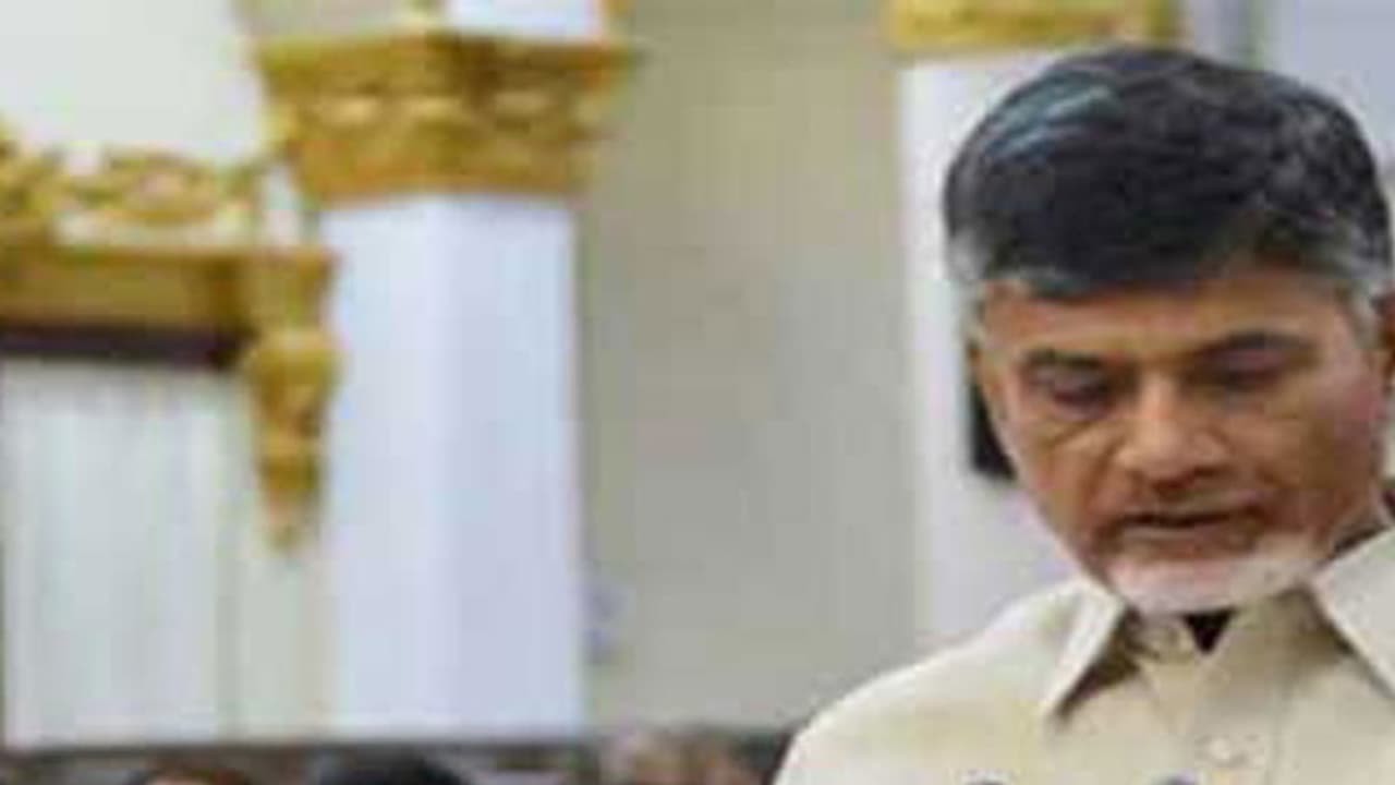 చంద్రబాబు పిచ్చ హ్యాపీ చంద్రబాబు పిచ్చ హ్యాపీ