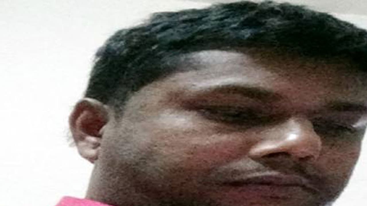 പുനര് വിവാഹ പരസ്യം നല്കി യുവതികളെ കൊള്ളയടിക്കുന്ന കള്ളന് പിടിയില് പുനര് വിവാഹ പരസ്യം നല്കി യുവതികളെ കൊള്ളയടിക്കുന്ന കള്ളന് പിടിയില്