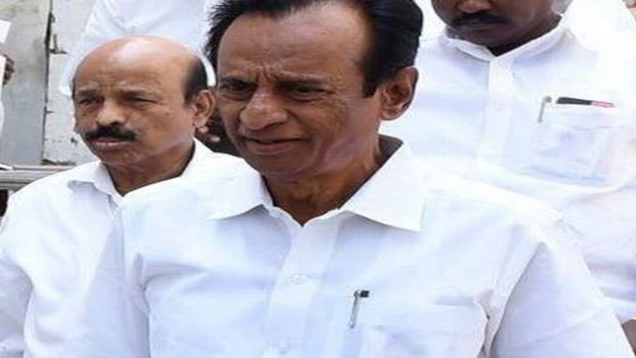 அதிமுக, பாஜக கூட்டணியில் பிளவு..?? கூட்டணிக்கு வேட்டுவைத்த அதிமுக சட்டமன்ற உறுப்பினர்..!! அதிமுக, பாஜக கூட்டணியில் பிளவு..?? கூட்டணிக்கு வேட்டுவைத்த அதிமுக சட்டமன்ற உறுப்பினர்..!!