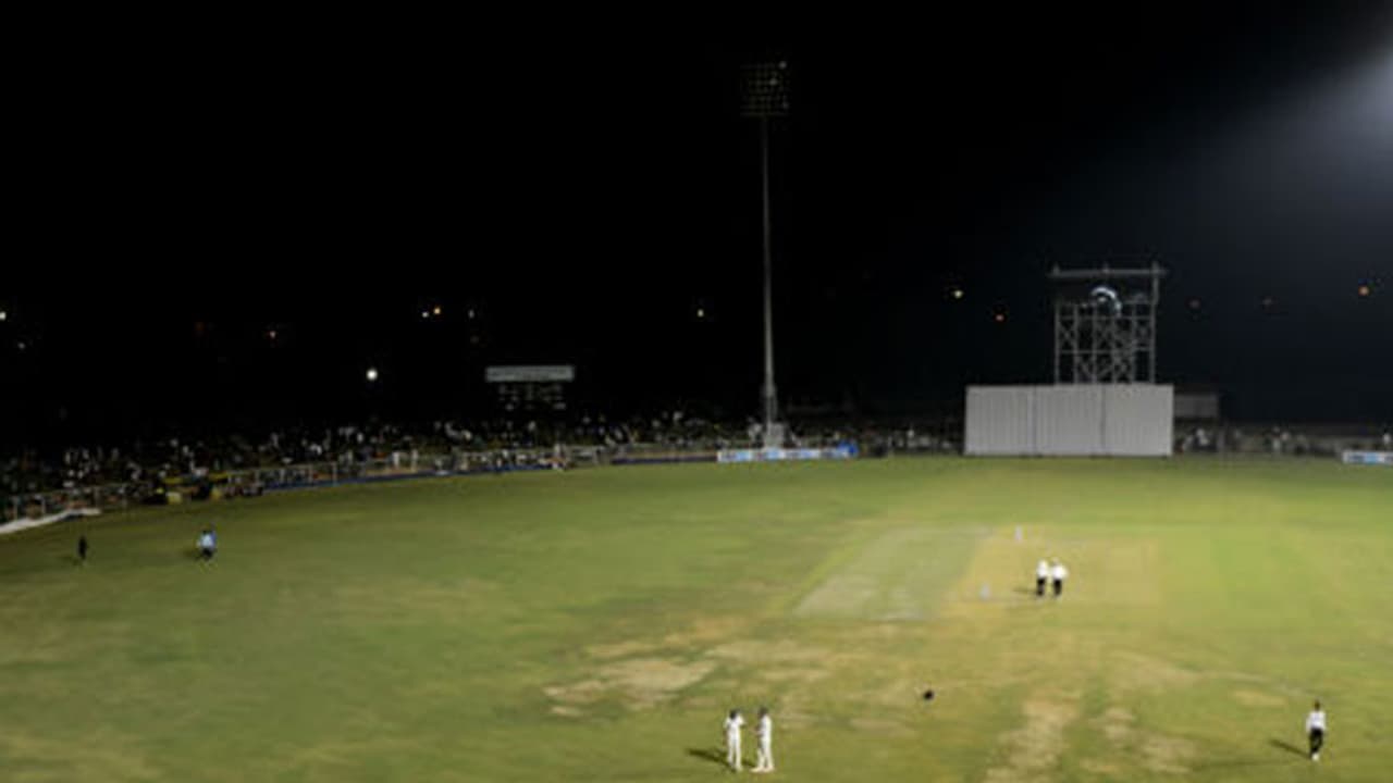 ಏನ್ ಐಡಿಯಾ ಗುರು..! ದಿಲ್ಲಿಲಿ ಹೊಲಗಳೀಗ ಕ್ರಿಕೆಟ್ ಅಂಗಳ..! ಏನ್ ಐಡಿಯಾ ಗುರು..! ದಿಲ್ಲಿಲಿ ಹೊಲಗಳೀಗ ಕ್ರಿಕೆಟ್ ಅಂಗಳ..!