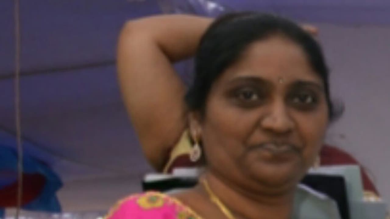 ఈమెపై వేటు పడింది ఈమెపై వేటు పడింది