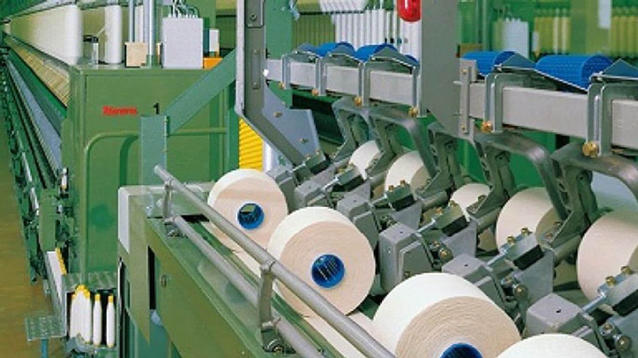 தமிழக நூற்பாலைகளில் தொடரும் நஷ்டக் கணக்கு! 50 சதவீதம் உற்பத்தி குறைப்பு! தமிழக நூற்பாலைகளில் தொடரும் நஷ்டக் கணக்கு! 50 சதவீதம் உற்பத்தி குறைப்பு!