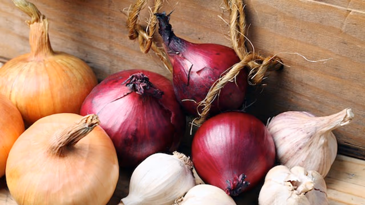 Onion and Garlic in Fasting Onion and Garlic in Fasting