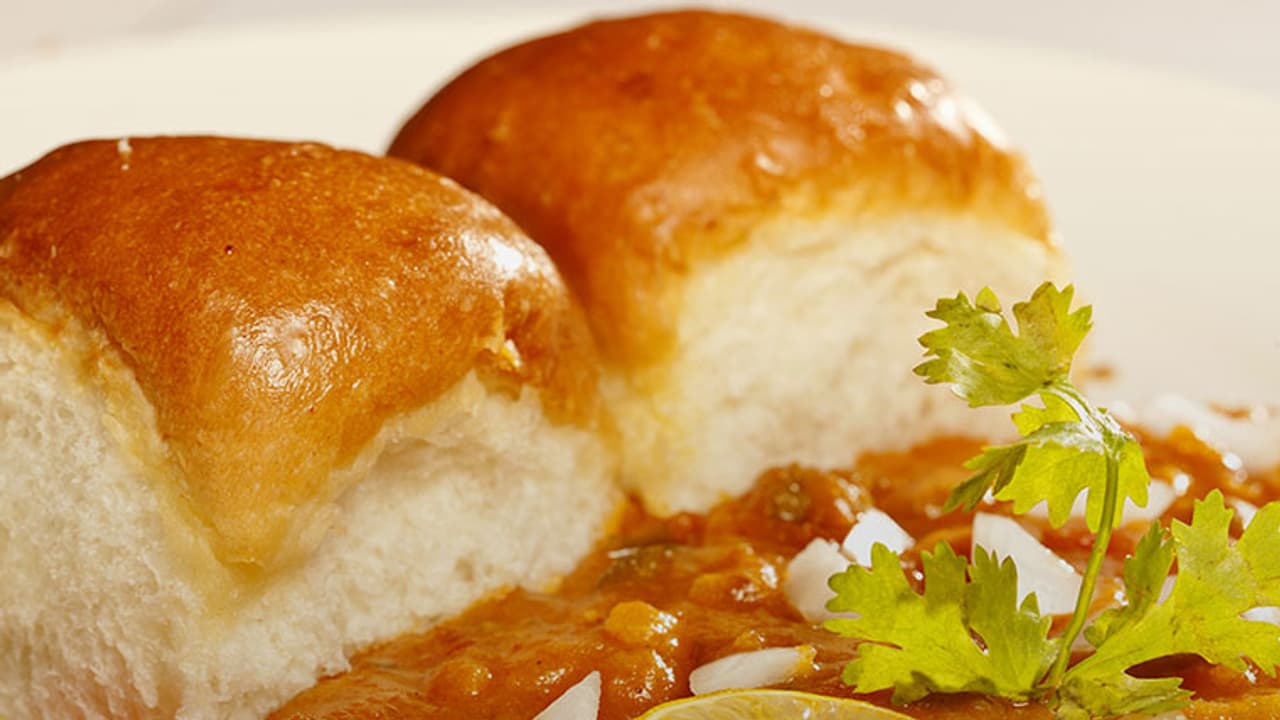 Indian cuisine dons modern avatar at new restaurant Indian cuisine dons modern avatar at new restaurant