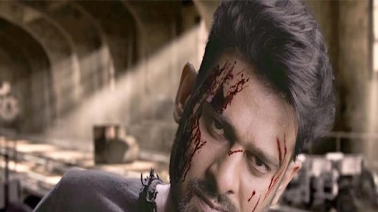 டூப் எல்லாம் வேண்டாம்... அஜித்தை போல அடம் பிடிக்கும் பாகுபலி நாயகன்... டூப் எல்லாம் வேண்டாம்... அஜித்தை போல அடம் பிடிக்கும் பாகுபலி நாயகன்...