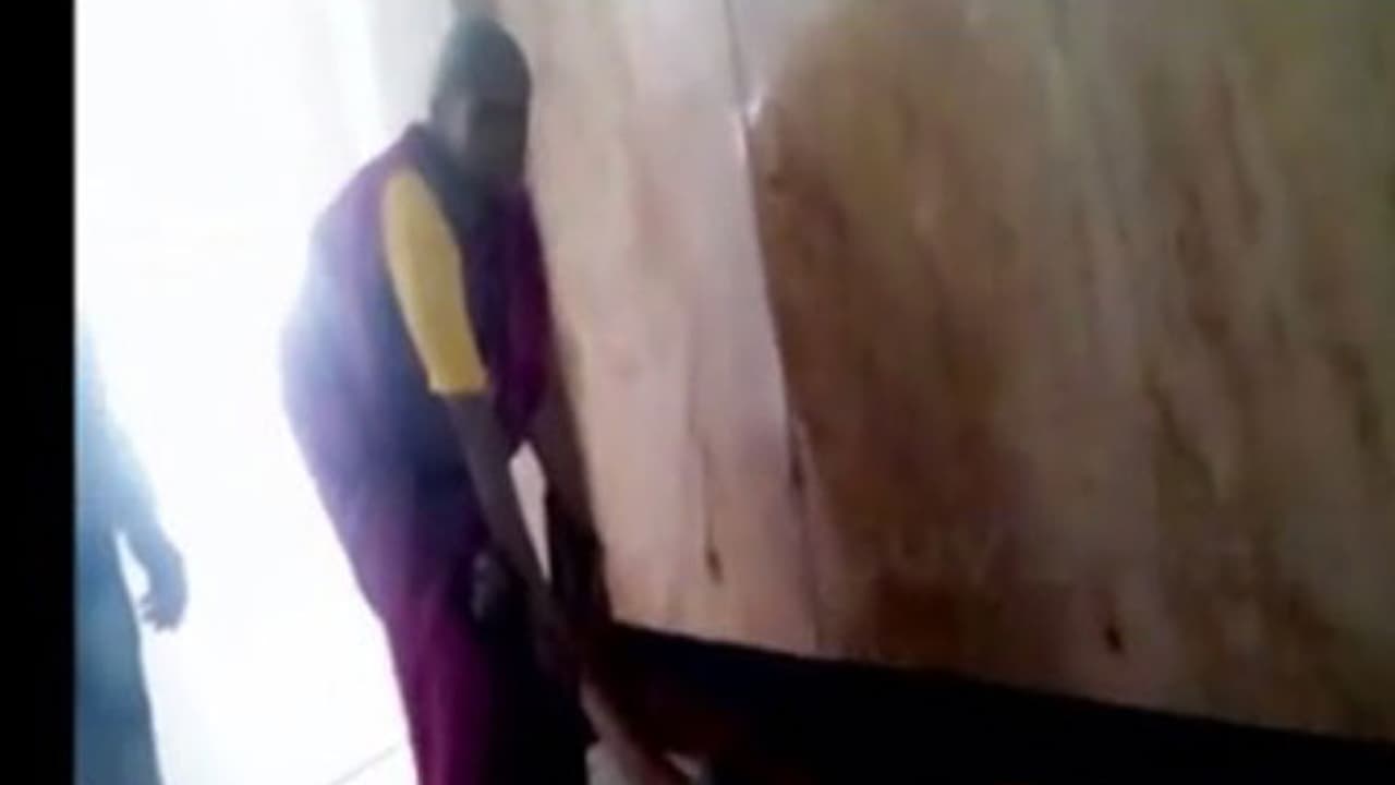 Karnataka's shame: No stretcher, woman drags husband inside hospital Karnataka's shame: No stretcher, woman drags husband inside hospital