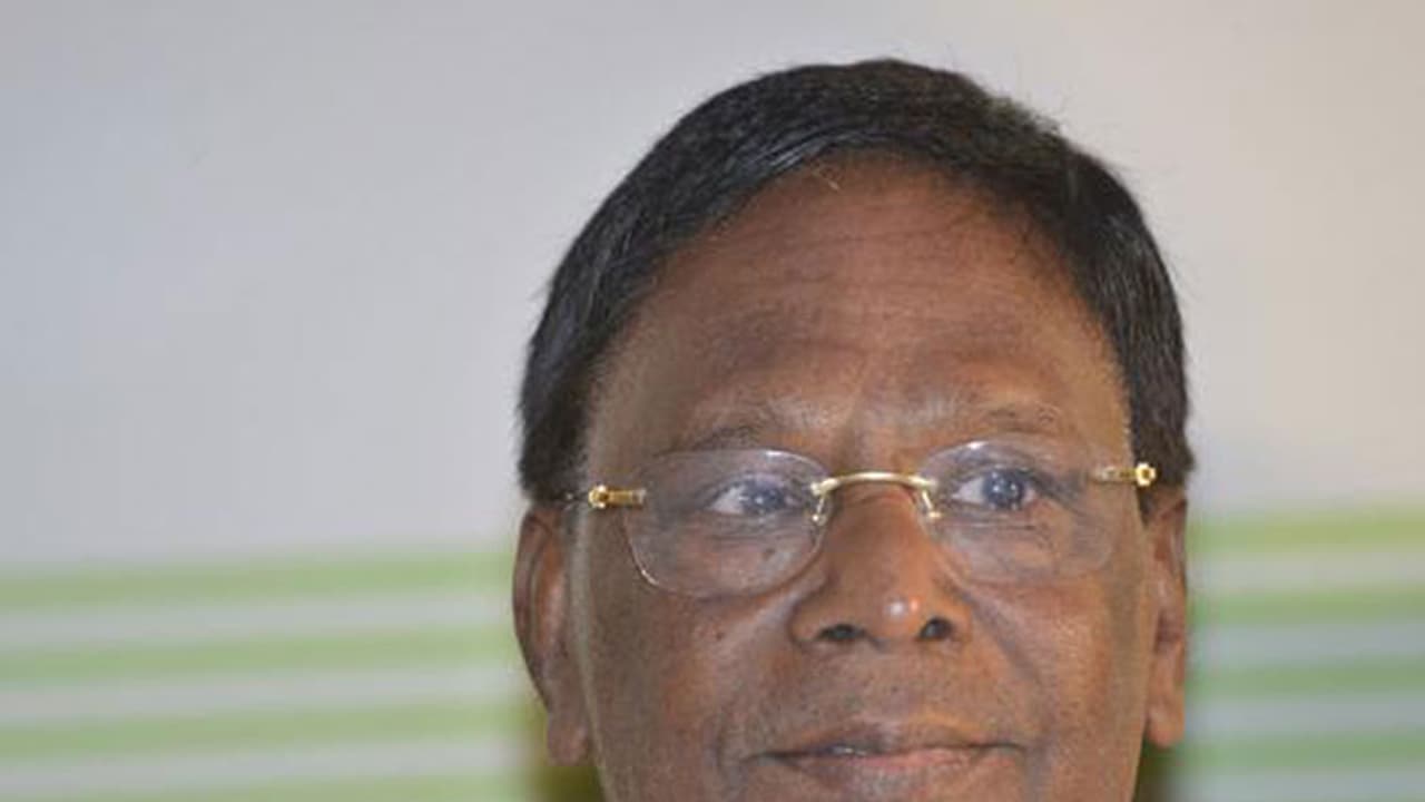 Upside down National Flag on Pondicherry CM’s car creates an uproar Upside down National Flag on Pondicherry CM’s car creates an uproar