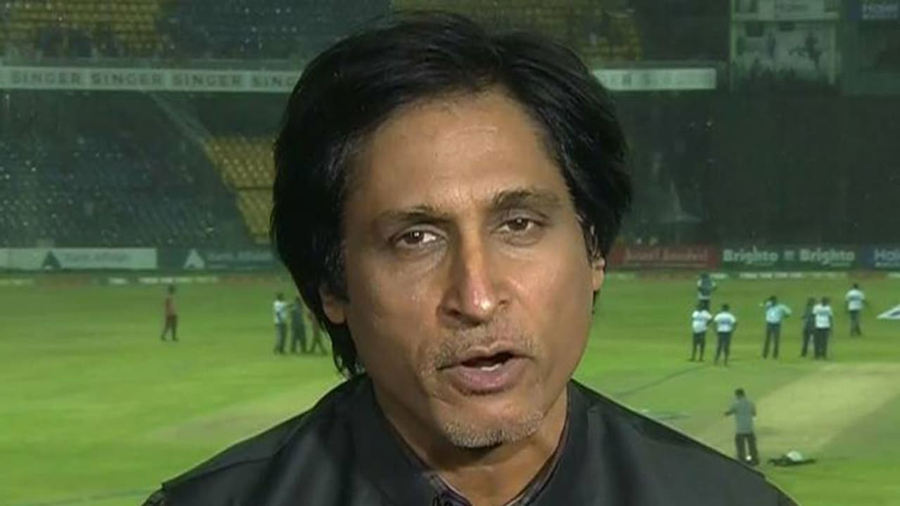 ఆ పాకిస్తాన్ క్రికెటర్లకు పచారీ కోట్లే కరెక్ట్: రమీజ్ రాజా సంచలన వ్యాఖ్యలు ఆ పాకిస్తాన్ క్రికెటర్లకు పచారీ కోట్లే కరెక్ట్: రమీజ్ రాజా సంచలన వ్యాఖ్యలు