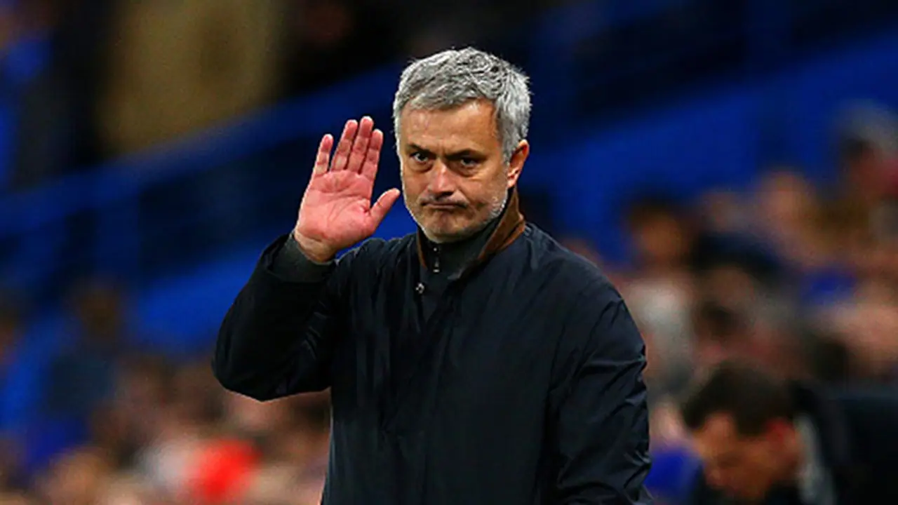 Mourinho takes over at Manchester United