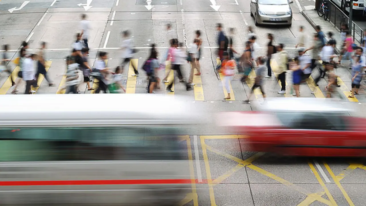 No end to pedestrians' woes as NHA and BBMP lock horns over skywalk in City's killer junction