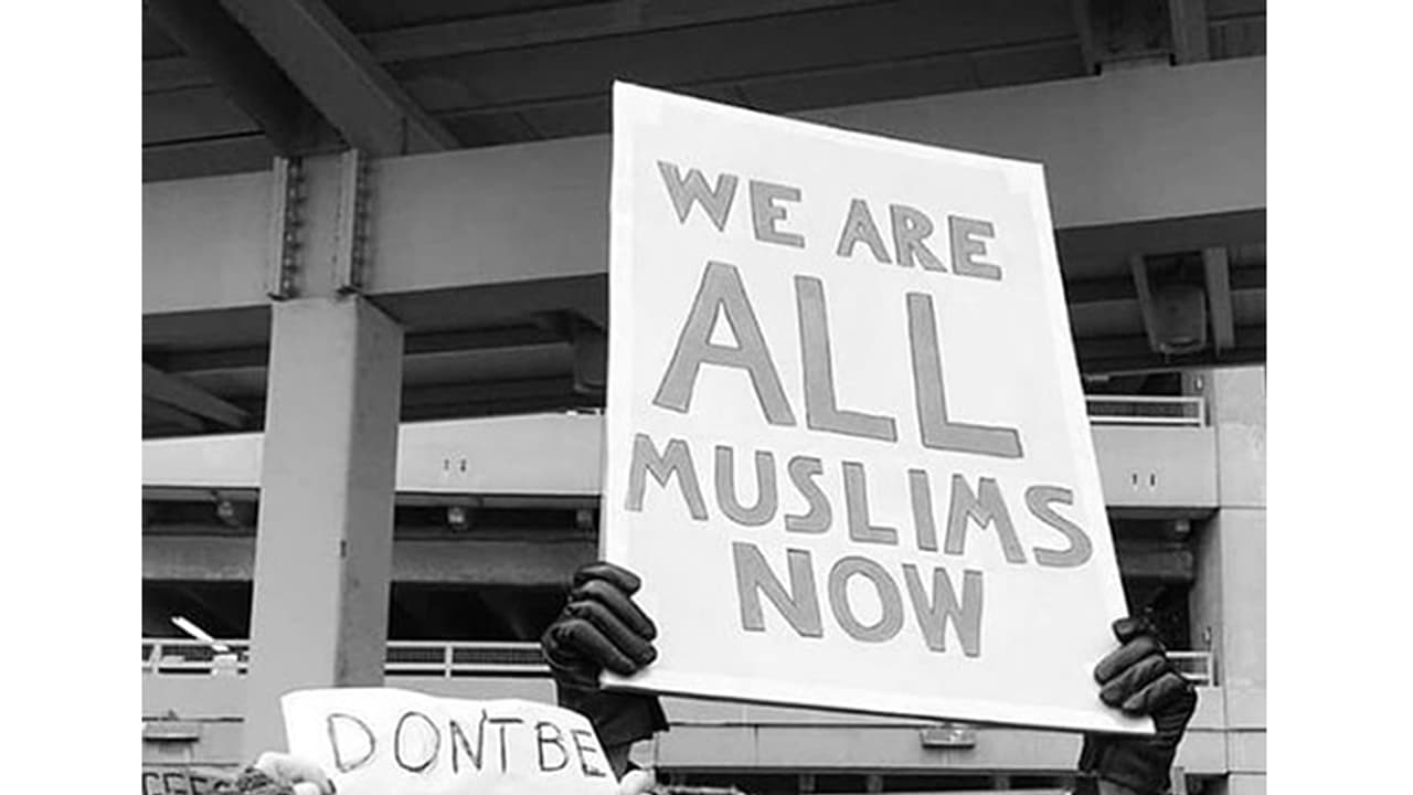 ಪ್ರವೇಶ ನಿಷೇಧ: ಟ್ರಂಪ್ ಆದೇಶಕ್ಕೆ ಅಮೆರಿಕನ್ನರಿಂದ ಭಾರೀ ವಿರೋಧ ಪ್ರವೇಶ ನಿಷೇಧ: ಟ್ರಂಪ್ ಆದೇಶಕ್ಕೆ ಅಮೆರಿಕನ್ನರಿಂದ ಭಾರೀ ವಿರೋಧ