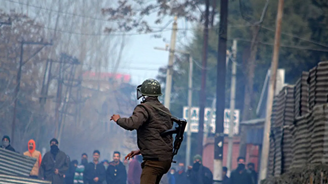 Violence in Shopian, curfew in parts of Srinagar Violence in Shopian, curfew in parts of Srinagar