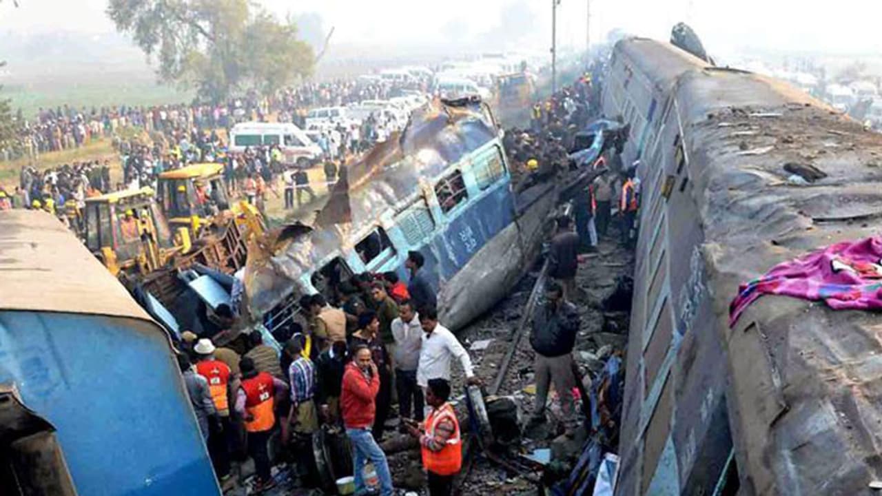 ರೈಲು ದುರಂತ ಸಂತ್ರಸ್ತರಿಗೆ ಪರಿಹಾರದ ಮೊತ್ತ ದುಪ್ಪಟ್ಟು ರೈಲು ದುರಂತ ಸಂತ್ರಸ್ತರಿಗೆ ಪರಿಹಾರದ ಮೊತ್ತ ದುಪ್ಪಟ್ಟು