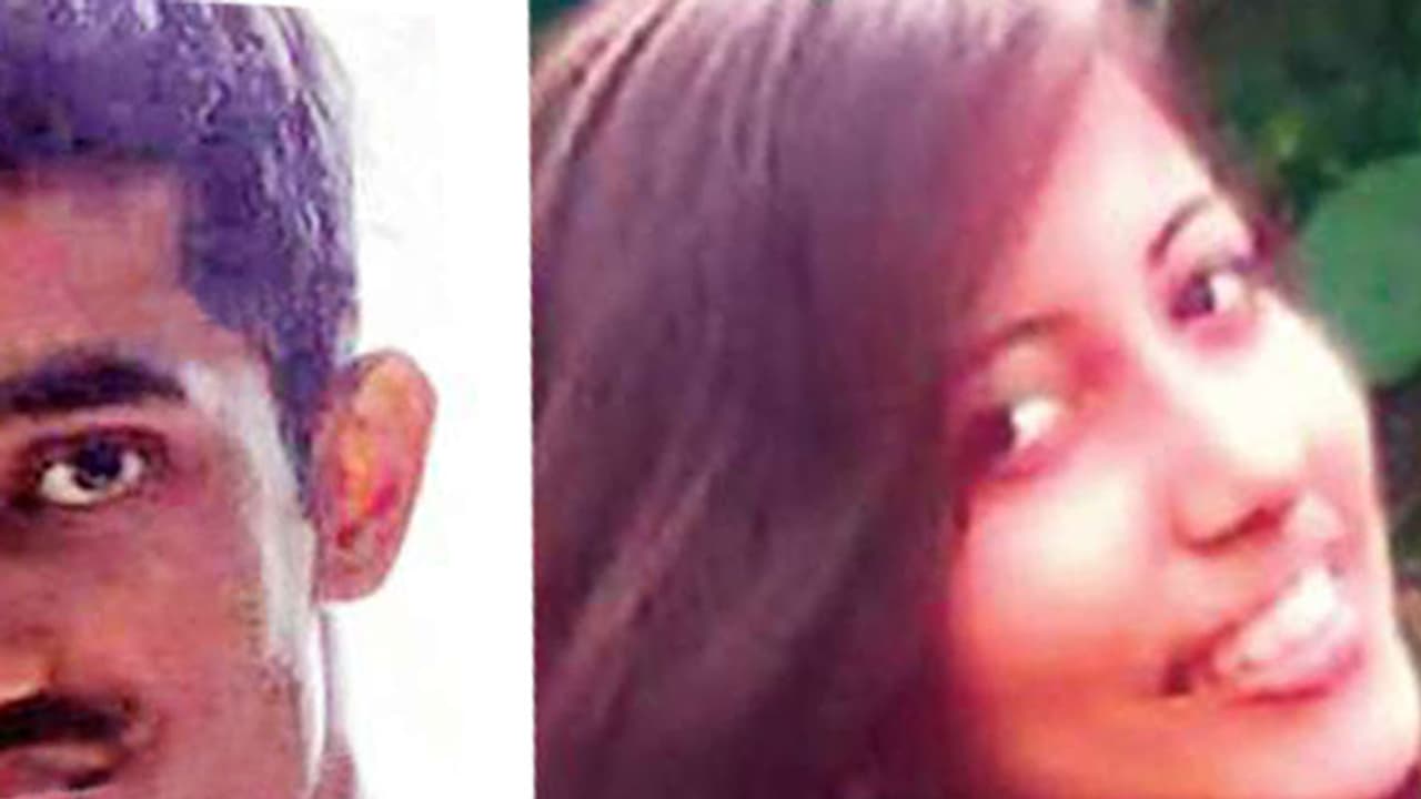 'കുത്തേറ്റപ്പോള് അക്ഷിത ഓടി; പുറകെ എത്തി കാര്ത്തിക് വീണ്ടും കുത്തി': നടുക്കം മാറാതെ മുള്ളേരി 'കുത്തേറ്റപ്പോള് അക്ഷിത ഓടി; പുറകെ എത്തി കാര്ത്തിക് വീണ്ടും കുത്തി': നടുക്കം മാറാതെ മുള്ളേരി