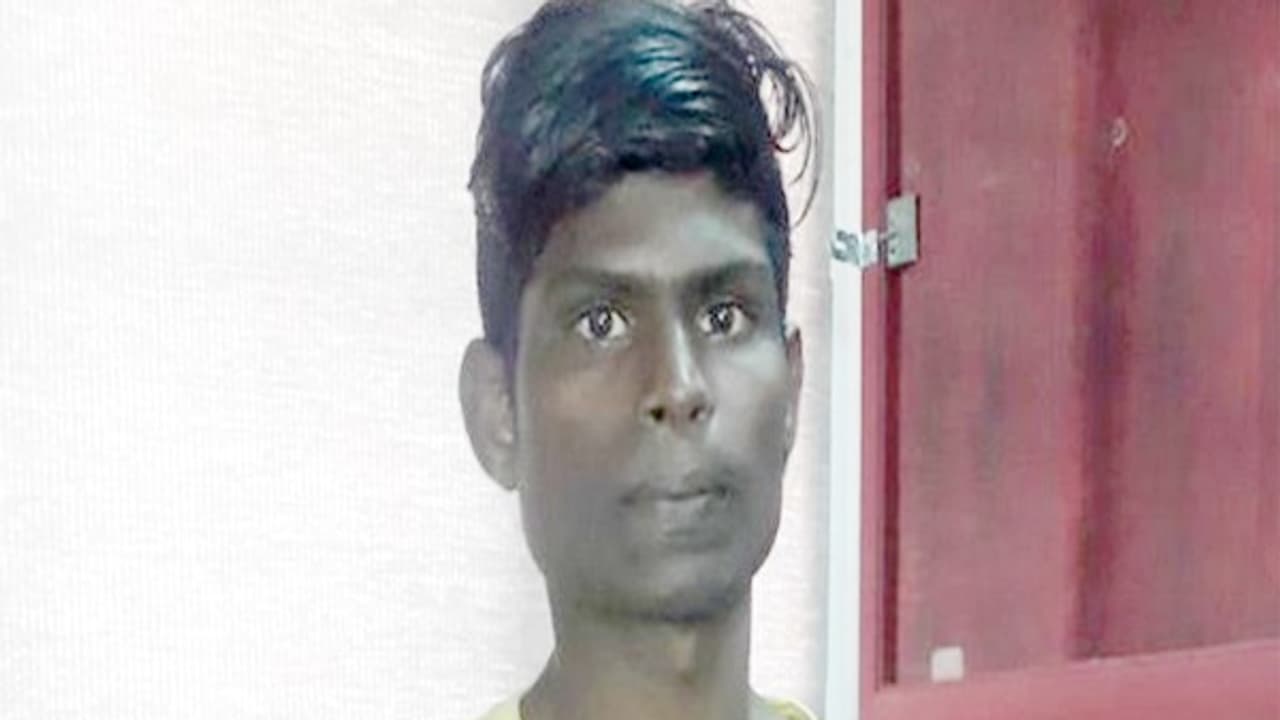 மாடி வீடுகள் மட்டுமே டார்கெட்! சிசிடிவி கேமராவால் சிக்கிய இளைஞன்! மாடி வீடுகள் மட்டுமே டார்கெட்! சிசிடிவி கேமராவால் சிக்கிய இளைஞன்!